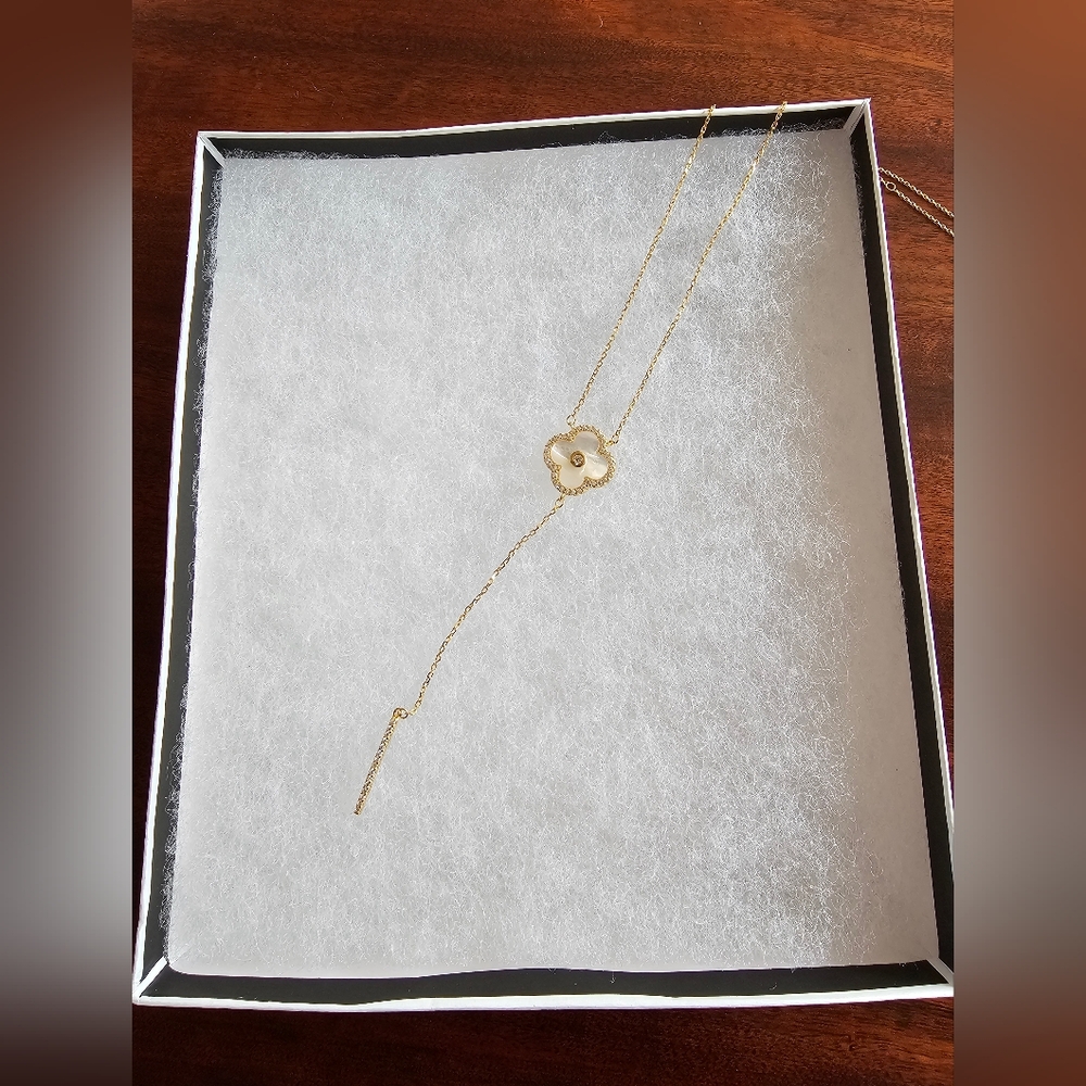 Rachel Zoe necklace